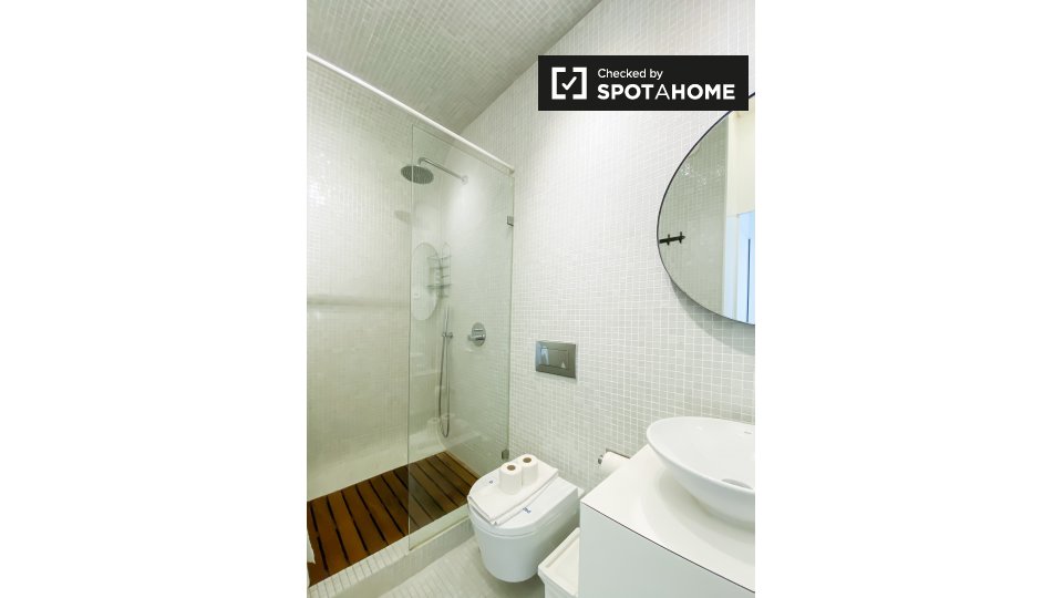 Apartment Lisbon, 2 beds — photo 14