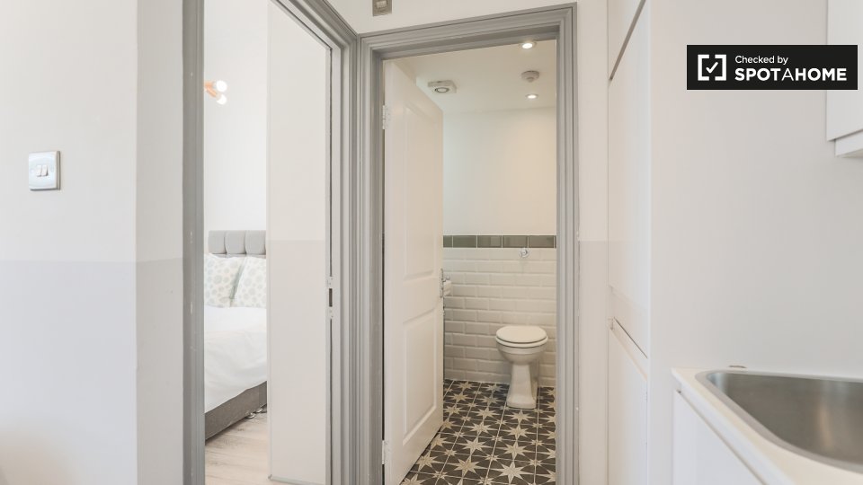 Apartment London, 1 bed, 40m² — photo 14