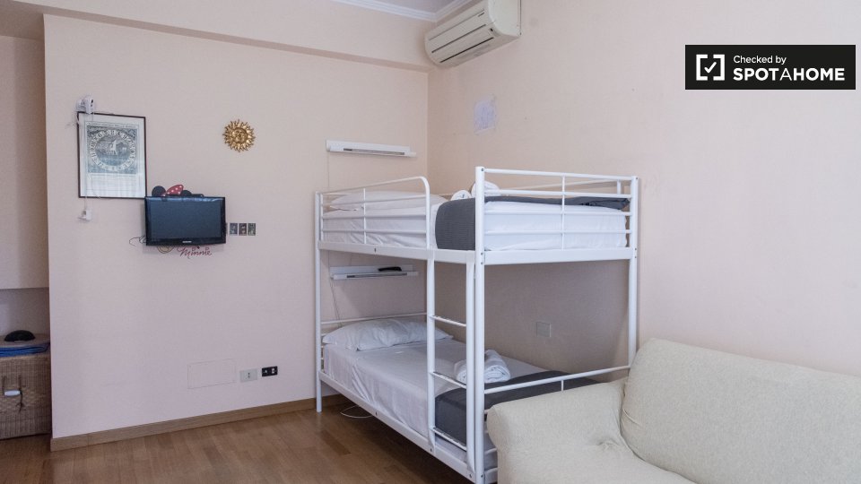 Apartment Rome, 2 beds, 80m² — photo 11