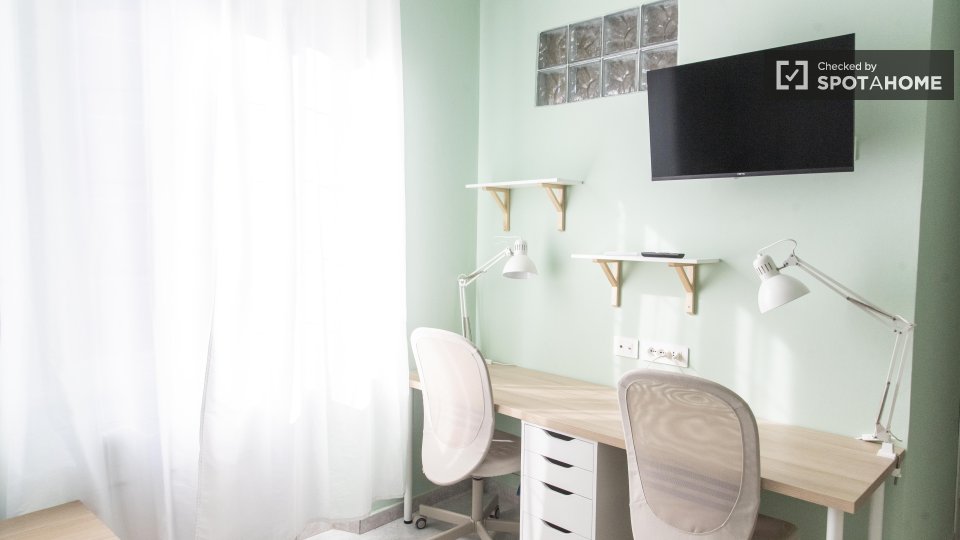 Double room Rome, 3 beds — photo 19