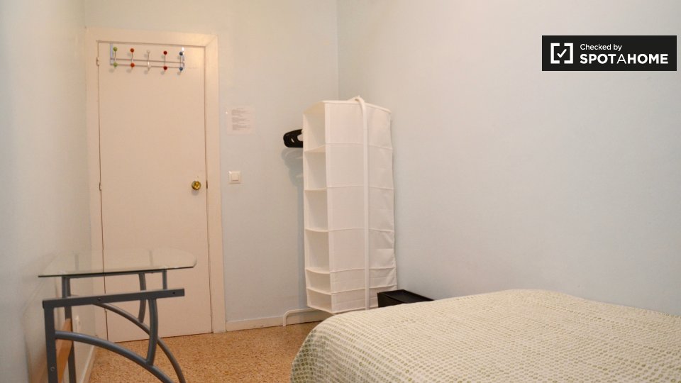 Double room Barcelona, 4 beds, 100m² — photo 7