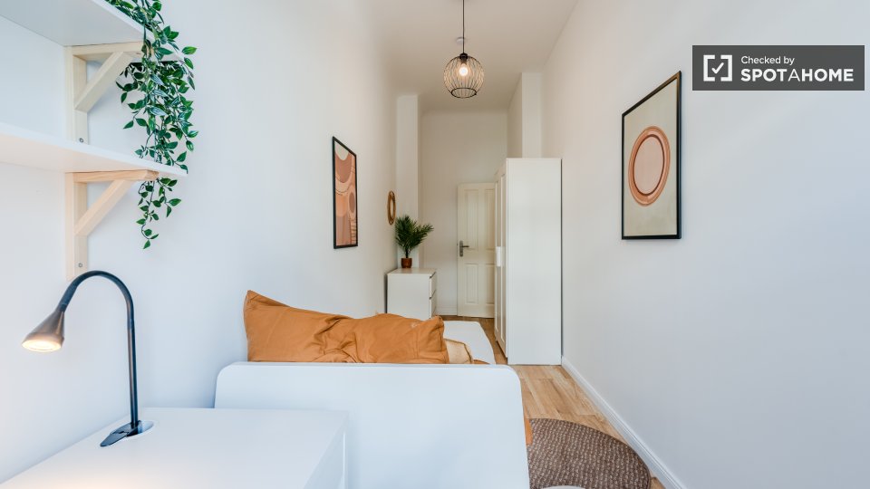 Double room Berlin, 3 beds — photo 16