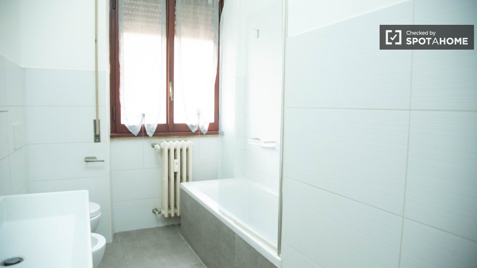 Double room Rome, 4 beds — photo 3