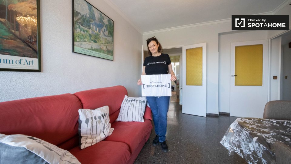 Double room Madrid, 4 beds, 86m² — photo 7