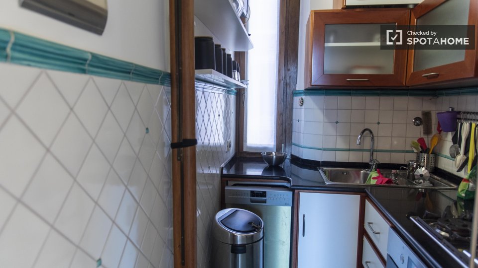 Apartment Rome, 2 beds — photo 8