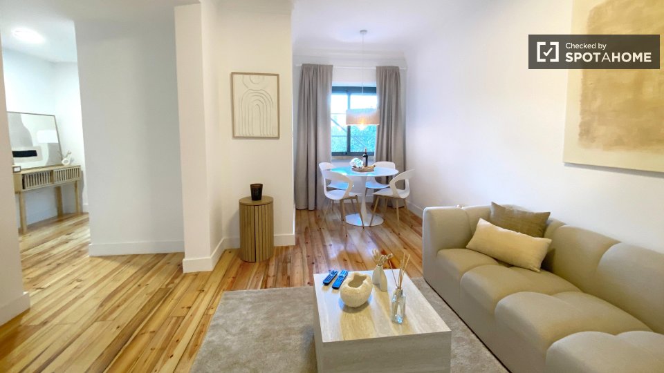 Apartment Lisbon, 2 beds — photo 46