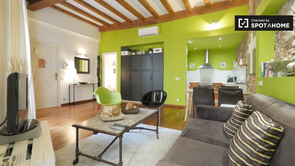 Apartment Barcelona, 1 bed, 45m² — photo 1