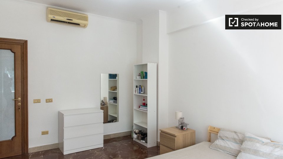 Double room Rome, 7 beds — photo 1