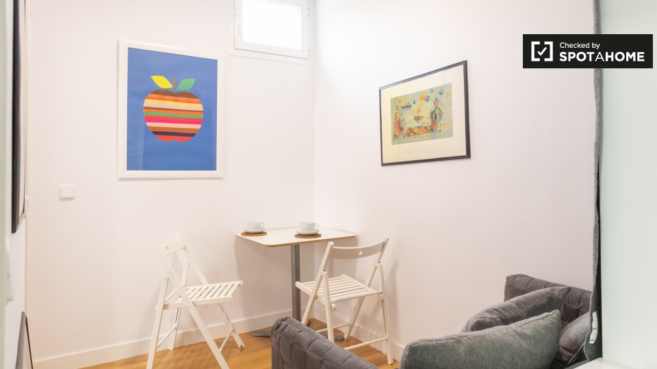 Apartment Madrid, 1 bed, 25m² — photo 1