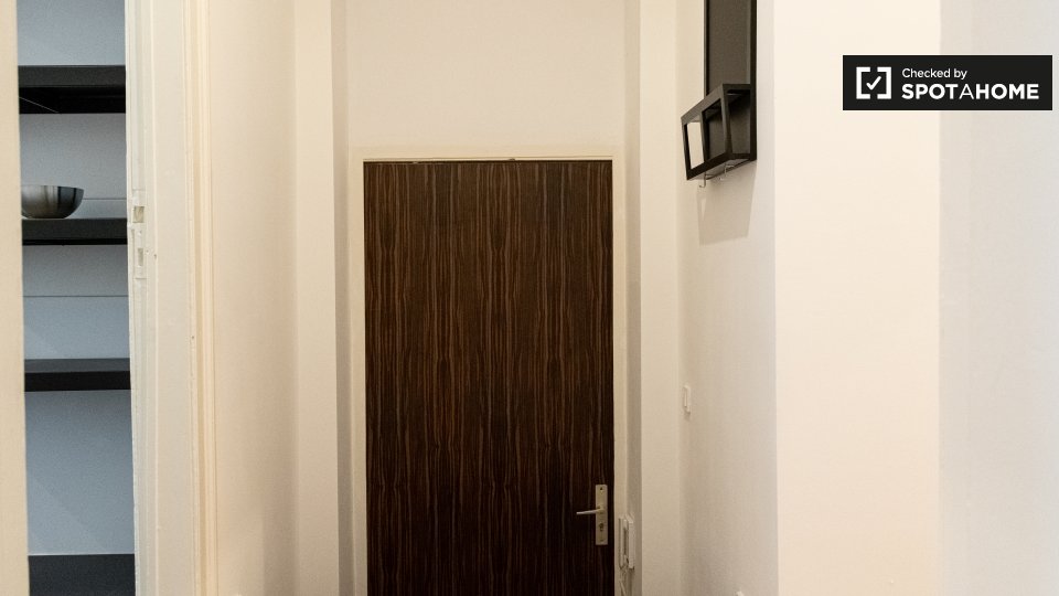 Double room Berlin, 4 beds, 68m² — photo 16
