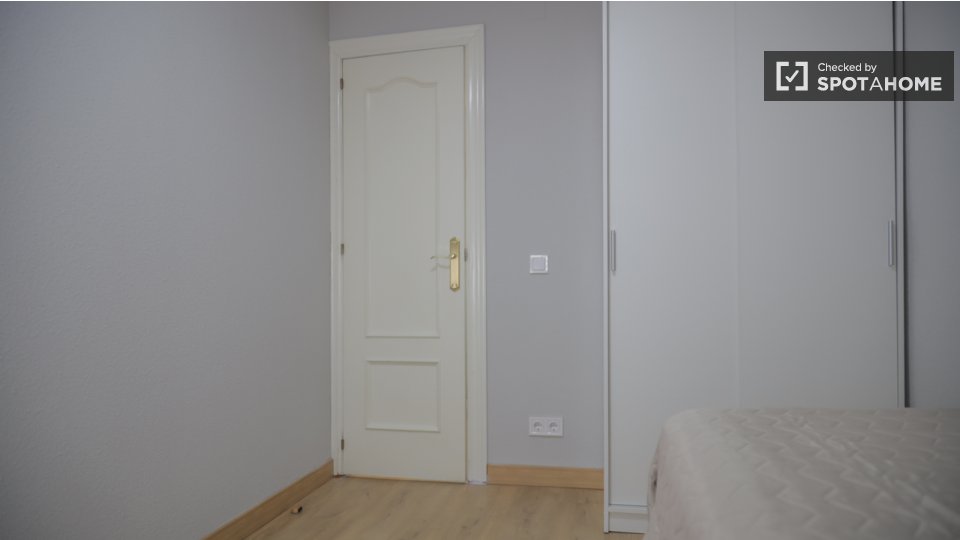 Apartment Madrid, 2 beds — photo 16