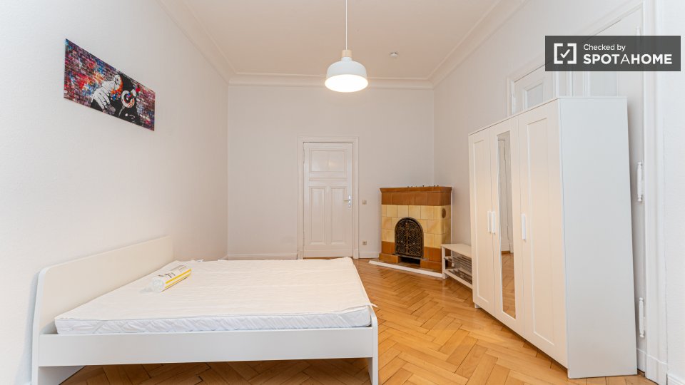Double room Berlin, 3 beds — photo 9