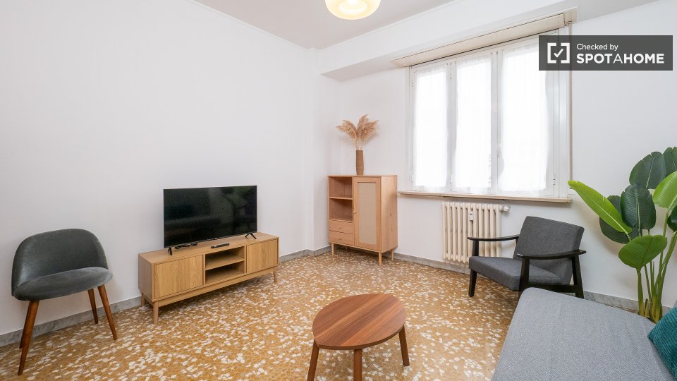 Double room Milan, 2 beds — photo 14