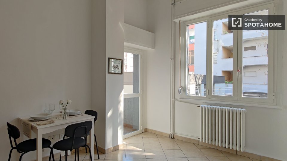Apartment Milan, 1 bed — photo 1