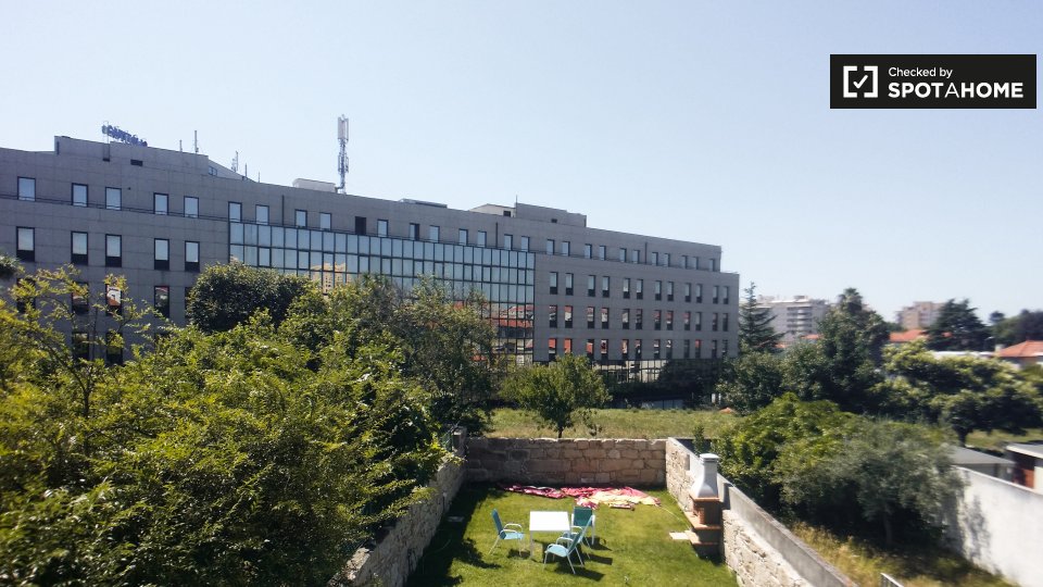 Double room Porto, 7 beds, 70m² — photo 9
