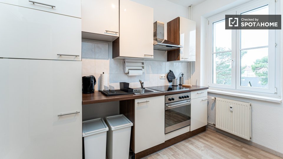 Double room Berlin, 5 beds, 69m² — photo 16