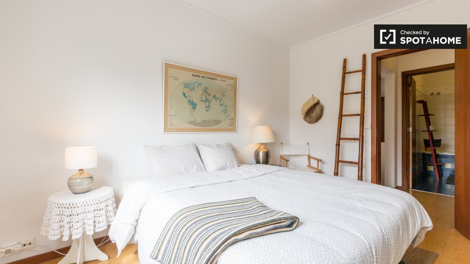 Apartment Lisbon, 1 bed, 55m² — photo 12