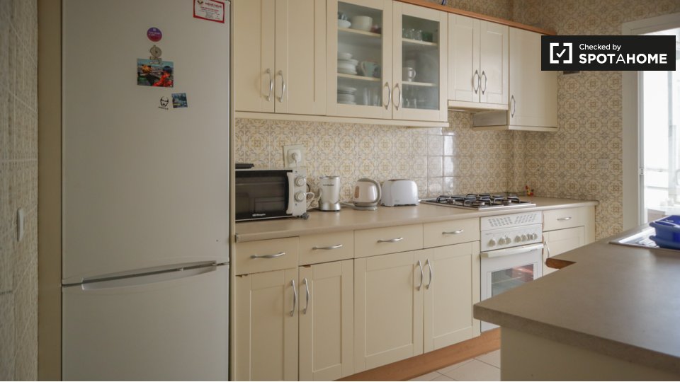 Double room Madrid, 6 beds, 200m² — photo 11