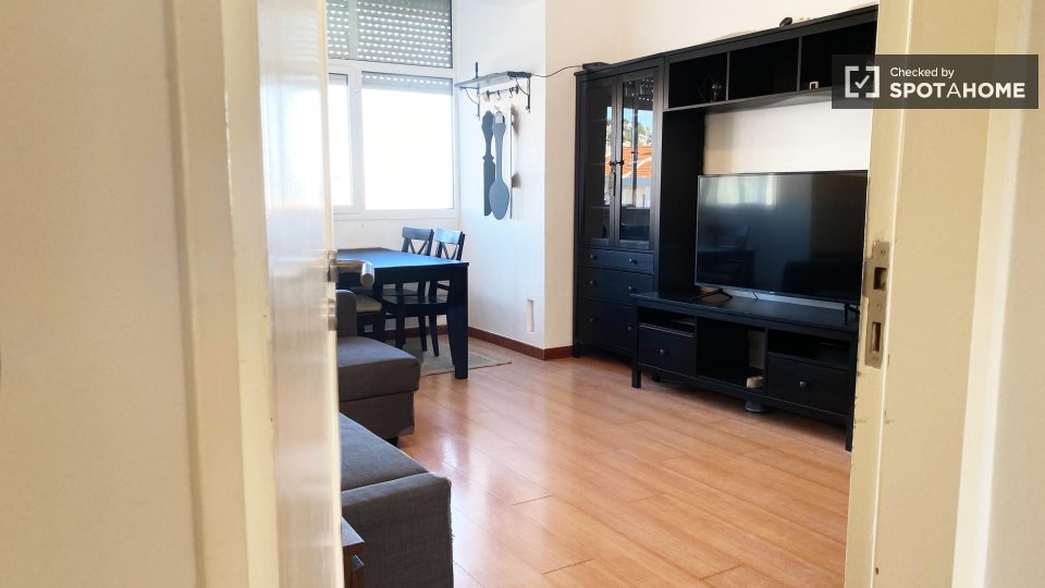 Apartment mono Lisbon, 55m² — photo 33