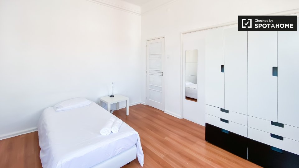 Apartment Lisbon, 11 beds — photo 1