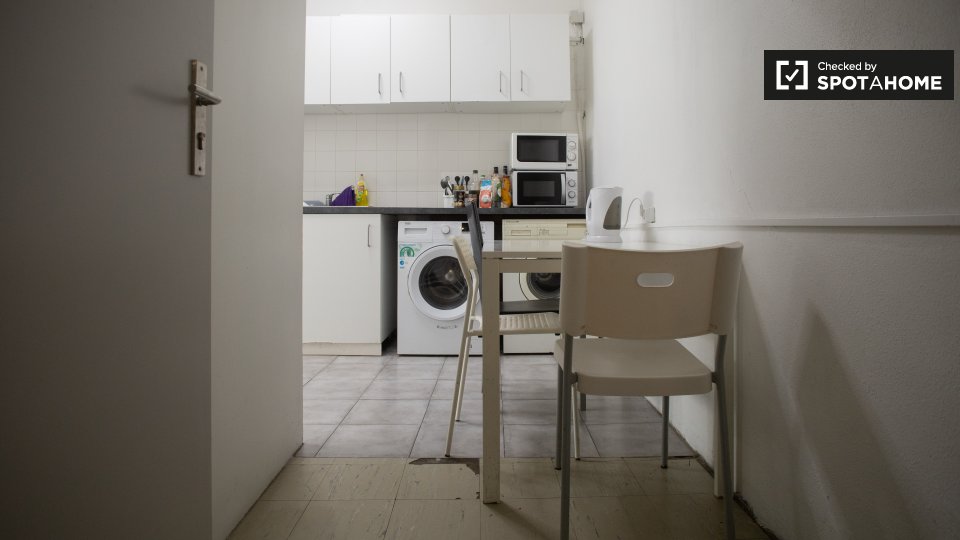 Double room Porto, 9 beds, 285m² — photo 15