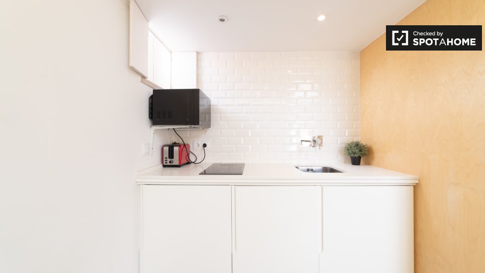 Apartment mono Lisbon, 28m² — photo 10