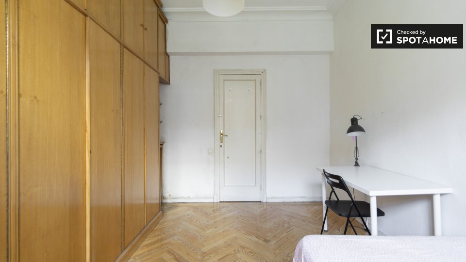 Double room Madrid, 9 beds — photo 3