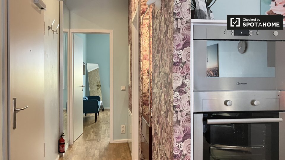Apartment Berlin, 1 bed, 55m² — photo 11