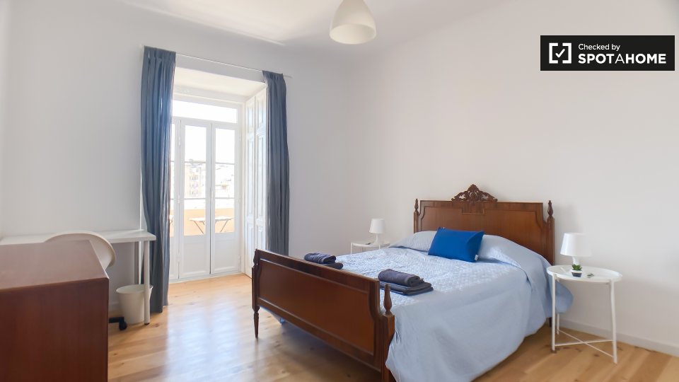 Double room Lisbon, 5 beds — photo 2