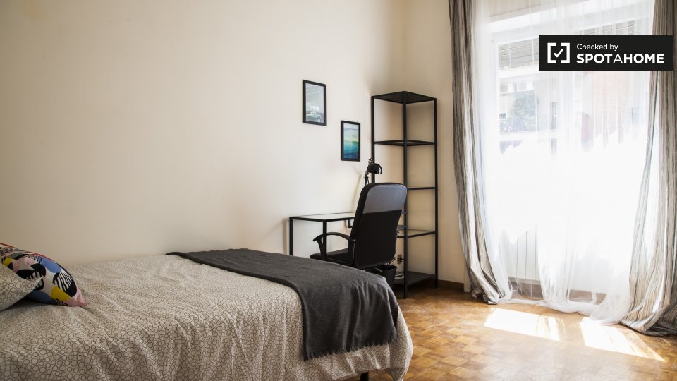 Double room Rome, 4 beds, 120m² — photo 4