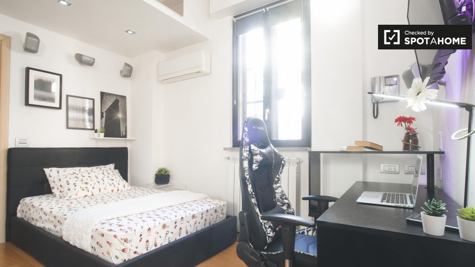 Double room Milan, 2 beds, 100m² — photo 7