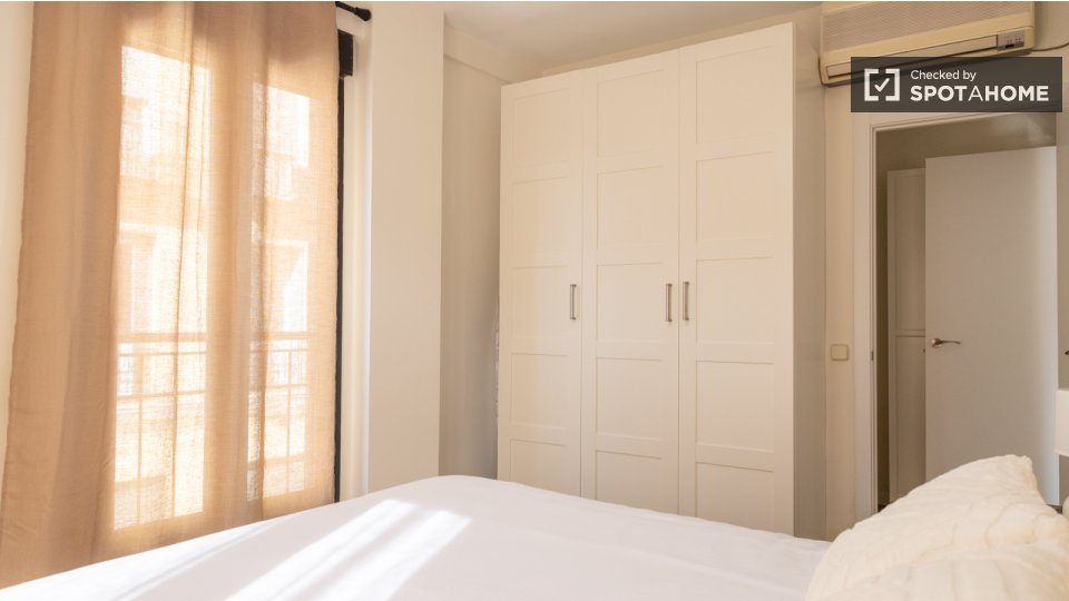 Apartment Madrid, 1 bed — photo 18