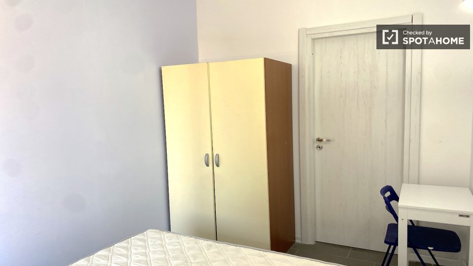 Double room Rome, 4 beds — photo 3