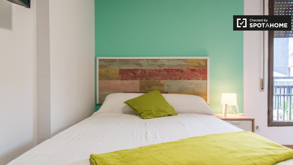 Double room Valencia, 5 beds — photo 4