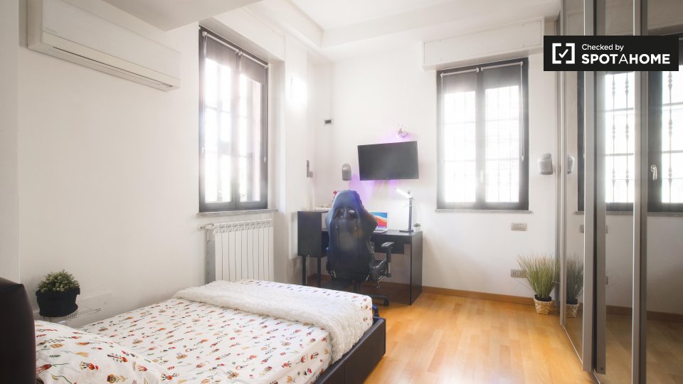 Double room Milan, 2 beds, 100m² — photo 10