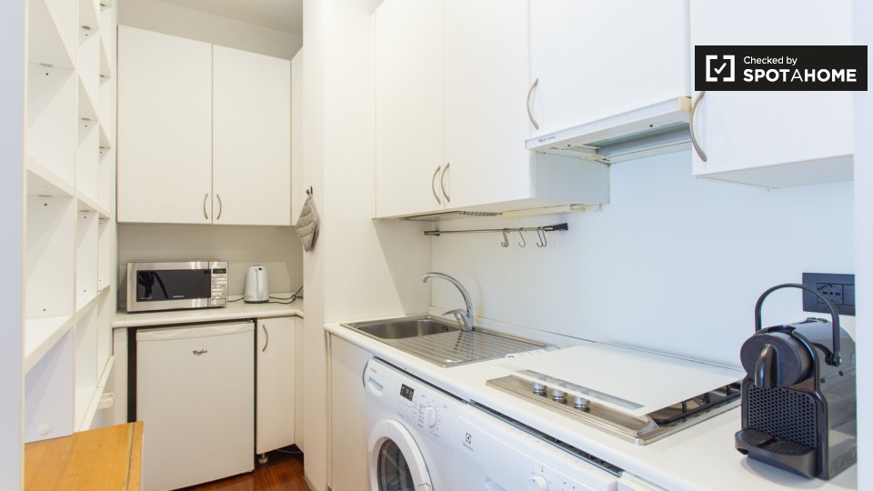 Apartment Milan, 1 bed — photo 11