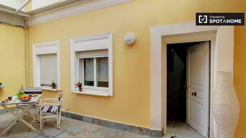 Apartment Madrid, 1 bed, 55m² — photo 2
