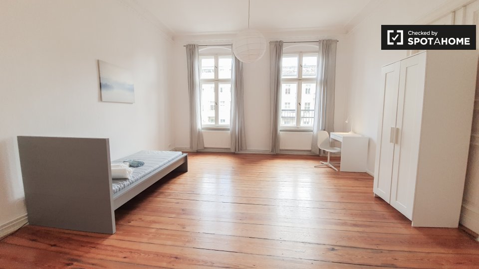 Double room Berlin, 3 beds — photo 16