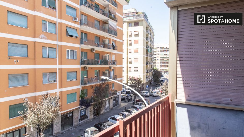 Double room Rome, 5 beds, 140m² — photo 11