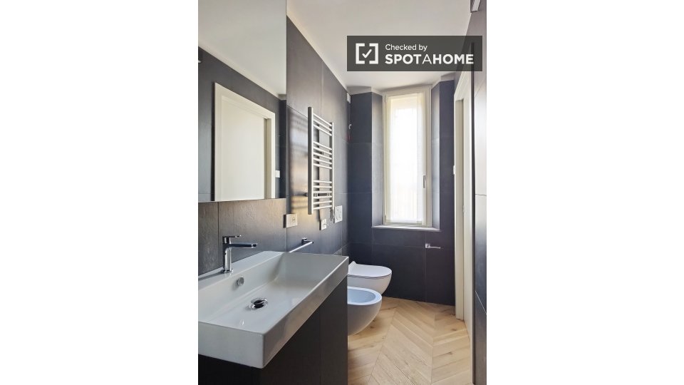 Apartment Milan, 1 bed, 49m² — photo 13