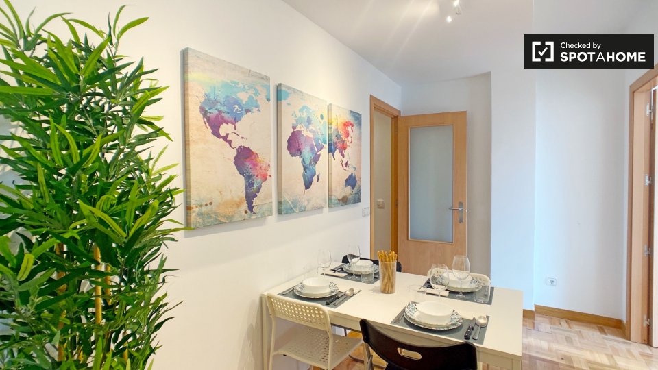 Double room Madrid, 4 beds, 90m² — photo 19