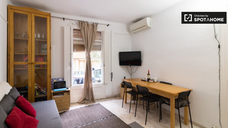 Double room Barcelona, 3 beds — photo 11