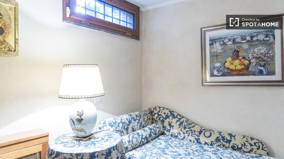 Apartment Rome, 2 beds — photo 10
