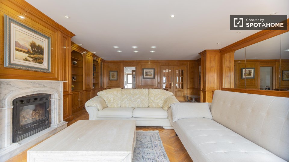 Double room Valencia, 5 beds, 240m² — photo 29