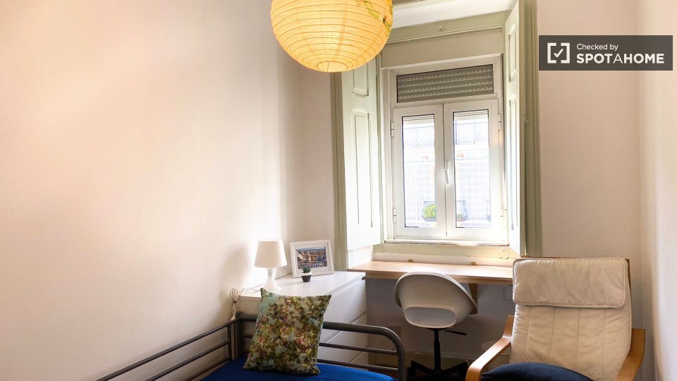 Double room Lisbon, 6 beds — photo 10