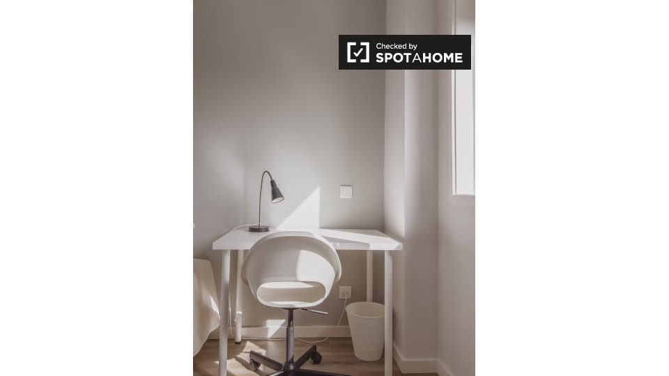 Apartment Porto, 1 bed, 59m² — photo 16