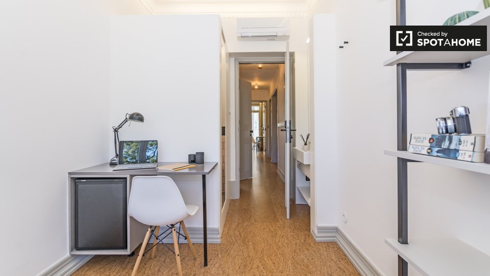Apartment Lisbon, 4 beds — photo 4