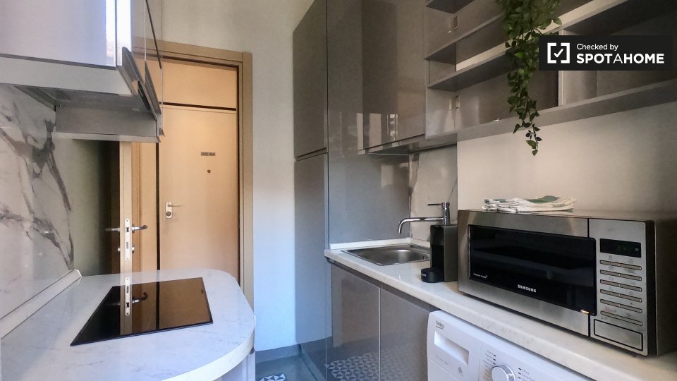 Apartment mono Milan, 35m² — photo 2