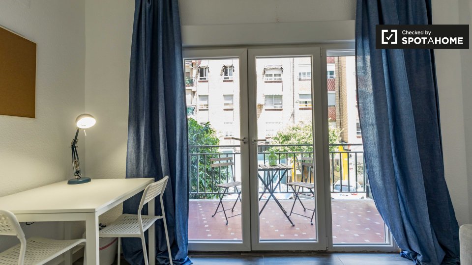 Double room Valencia, 5 beds — photo 16