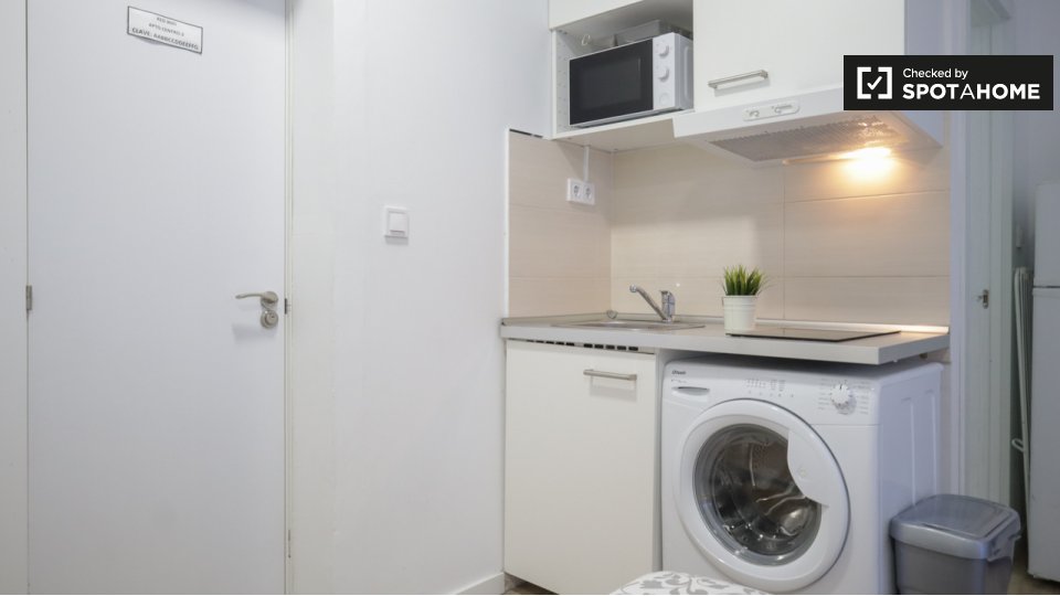 Apartment mono Madrid, 21m² — photo 17